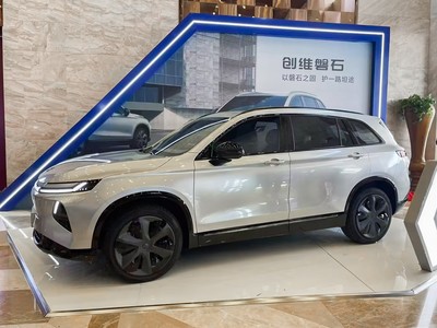 創(chuàng)維磐石外觀實拍圖