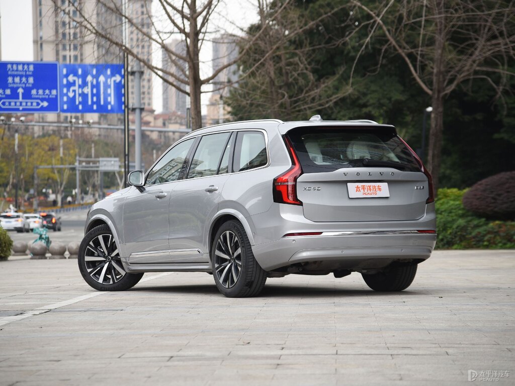 晨光銀沃爾沃XC90整車外觀外觀圖片