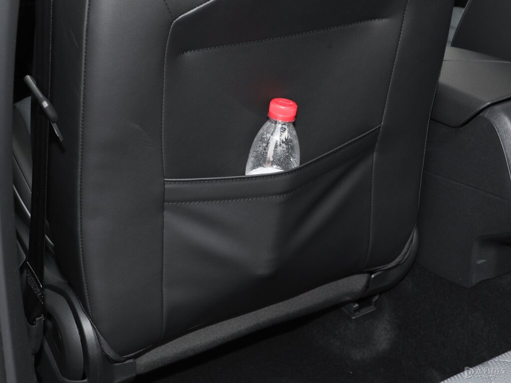 錳石黑速騰儲物空間空間圖片