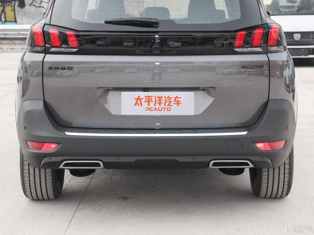 青巖灰標(biāo)致5008車尾外觀圖片