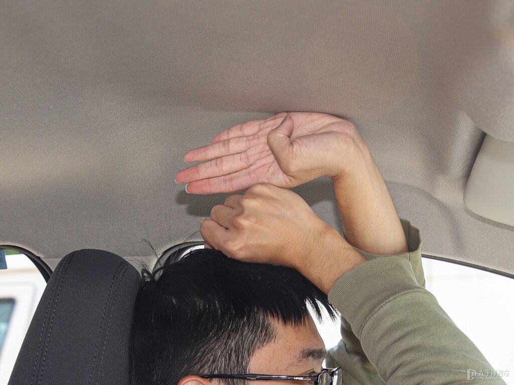 ˮEV3{˿ggDƬ