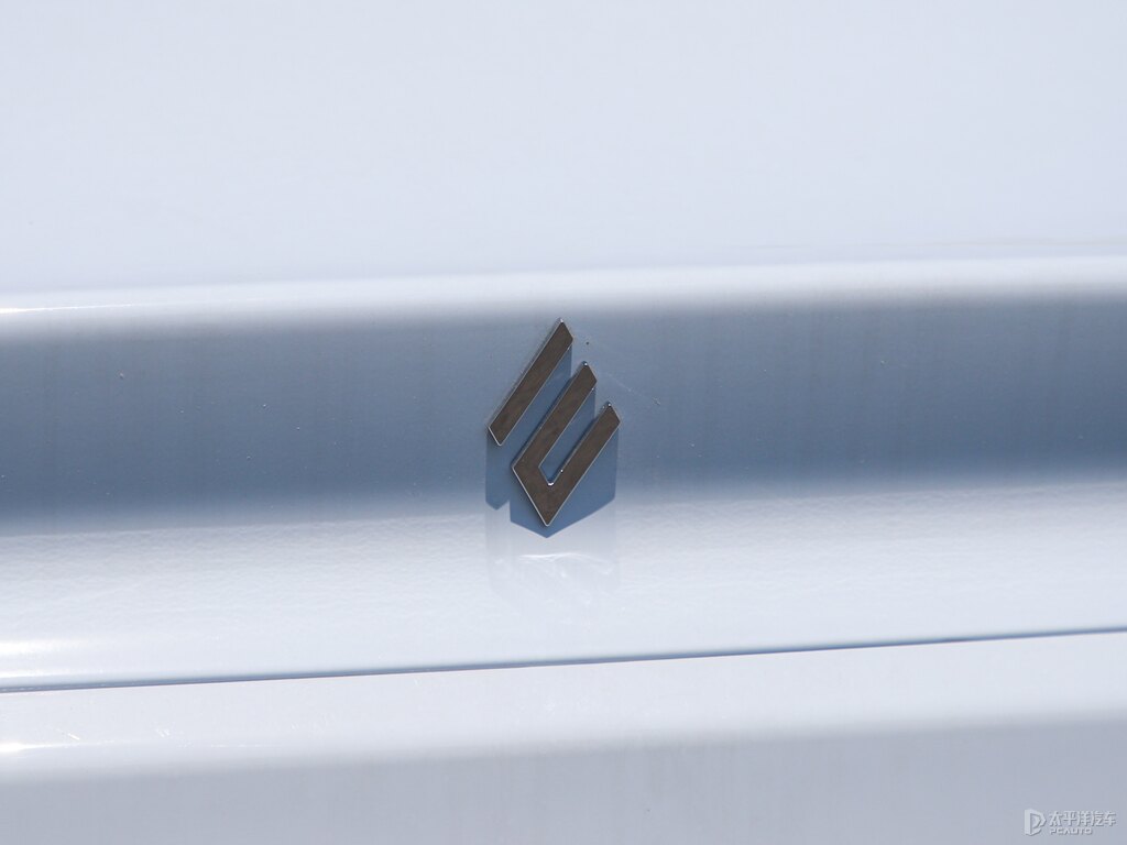 ĺ{Y05܇β^DƬ