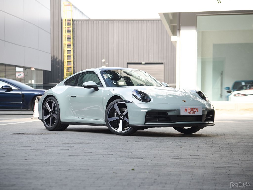 暗影綠金屬保時(shí)捷911整車外觀外觀圖片