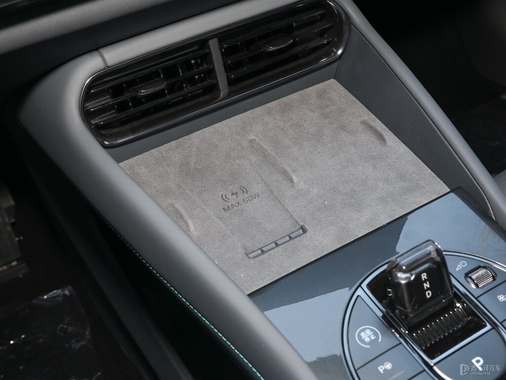 m˹Һ06GTп؃(ni)DƬ