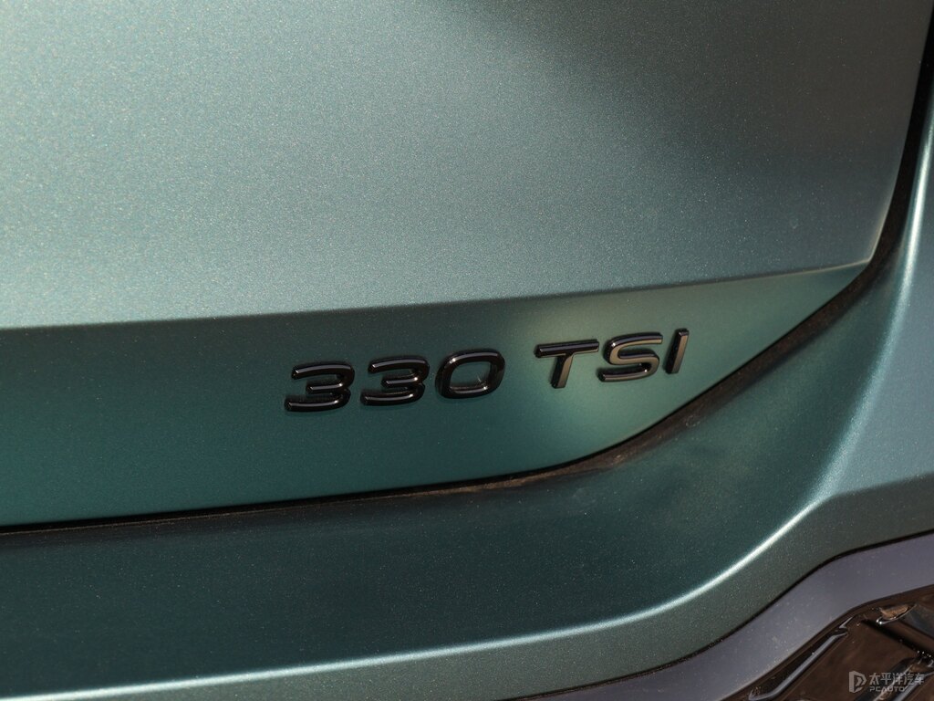 云杉青探岳車尾外觀圖片