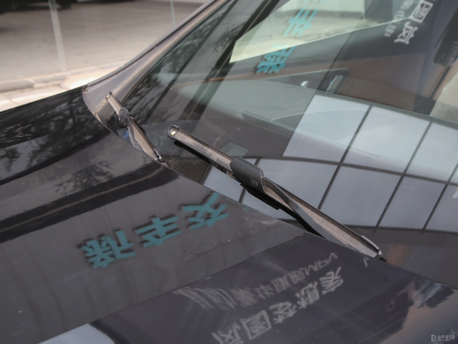 奔馳E級外觀高清大圖