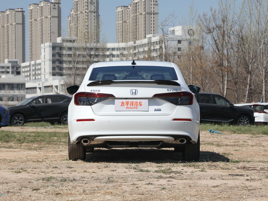 晶耀白思域整車外觀外觀圖片