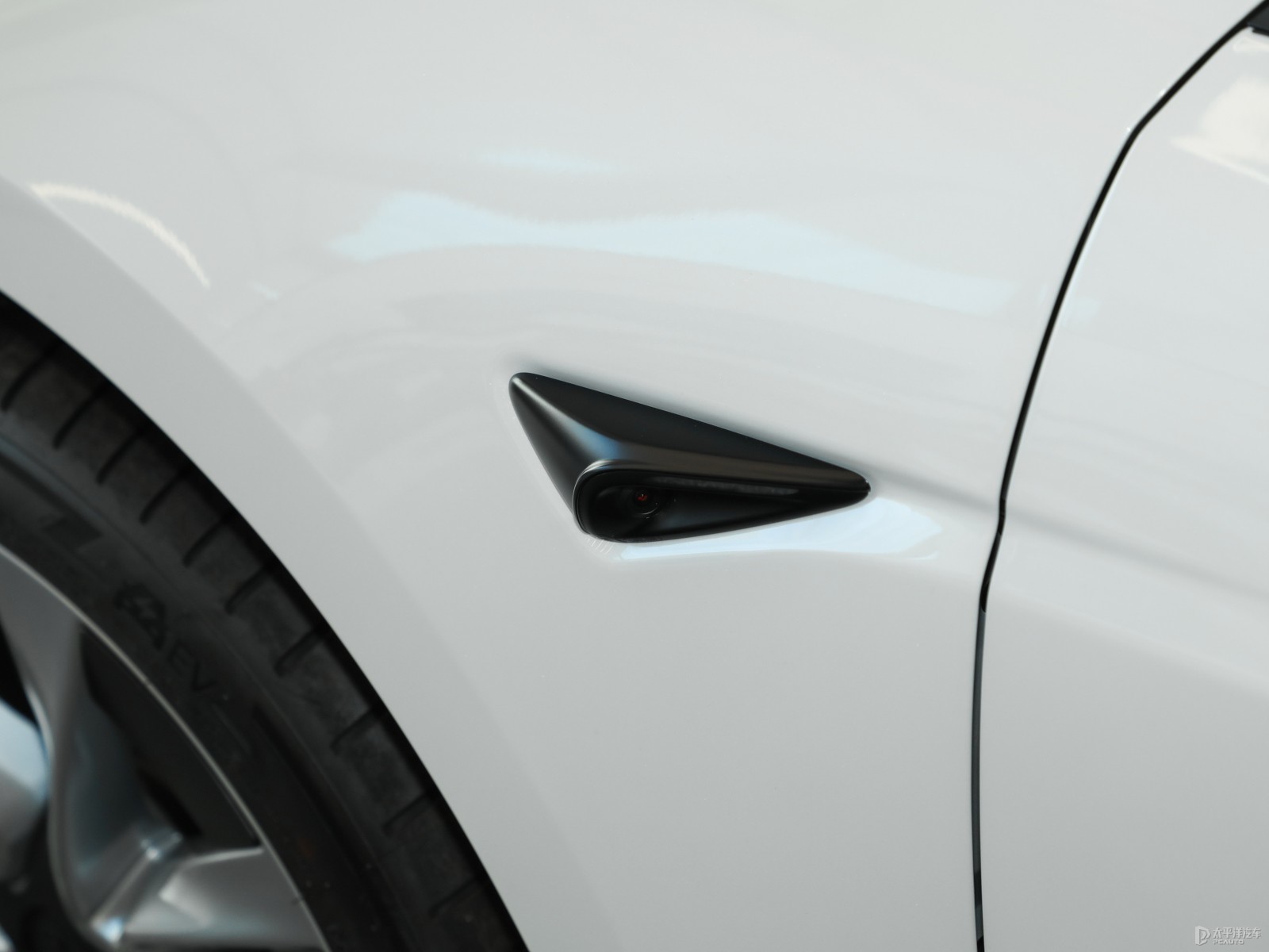 Model 3外觀高清大圖
