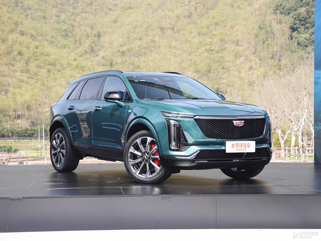 墨脫綠凱迪拉克XT5整車外觀外觀圖片