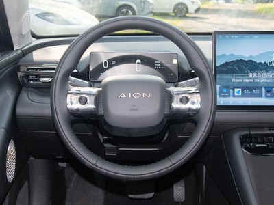 AION RT内饰实拍图