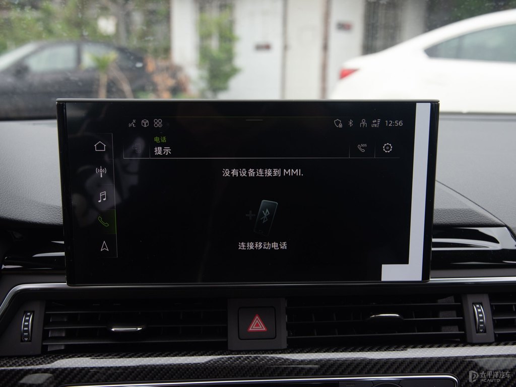 天云灰奧迪A4L中控內(nèi)飾圖片