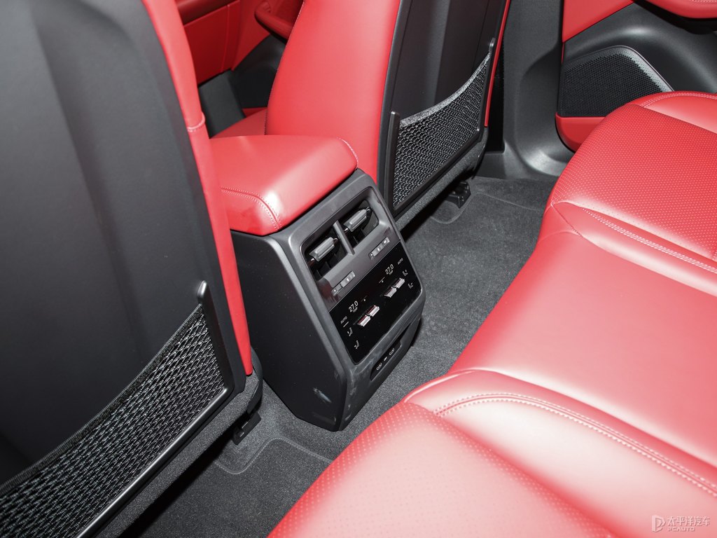 ջMacan EV΃(ni)DƬ