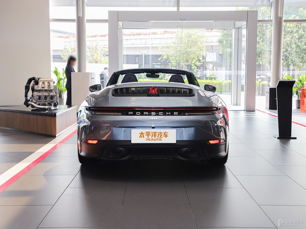 銀釩灰保時捷911整車外觀外觀圖片