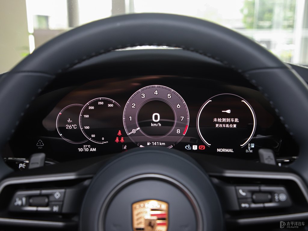 銀釩灰保時捷911中控內(nèi)飾圖片