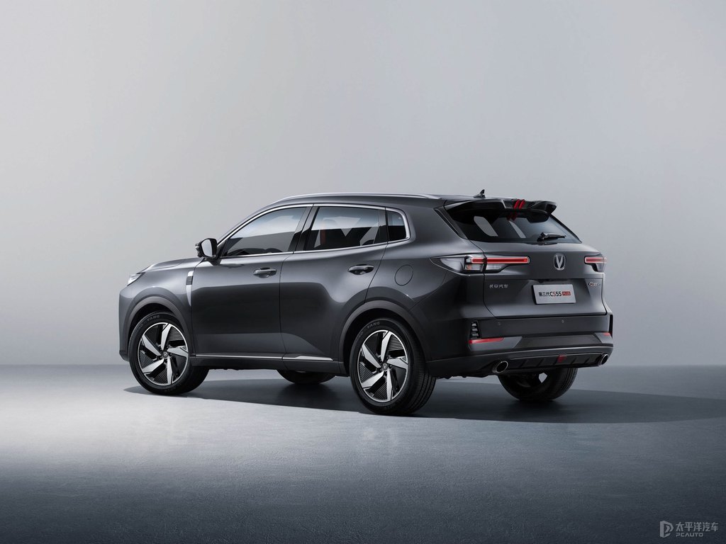 炫影灰長(zhǎng)安CS55PLUS整車外觀外觀圖片