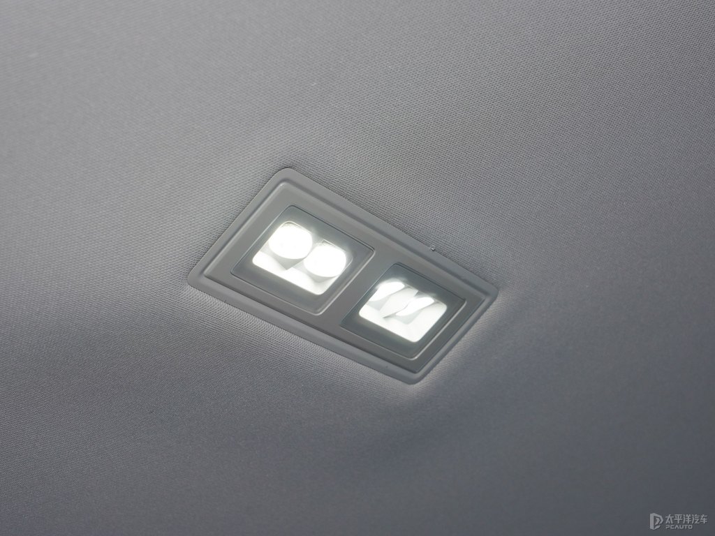 玄武黑途昂車廂內(nèi)飾圖片