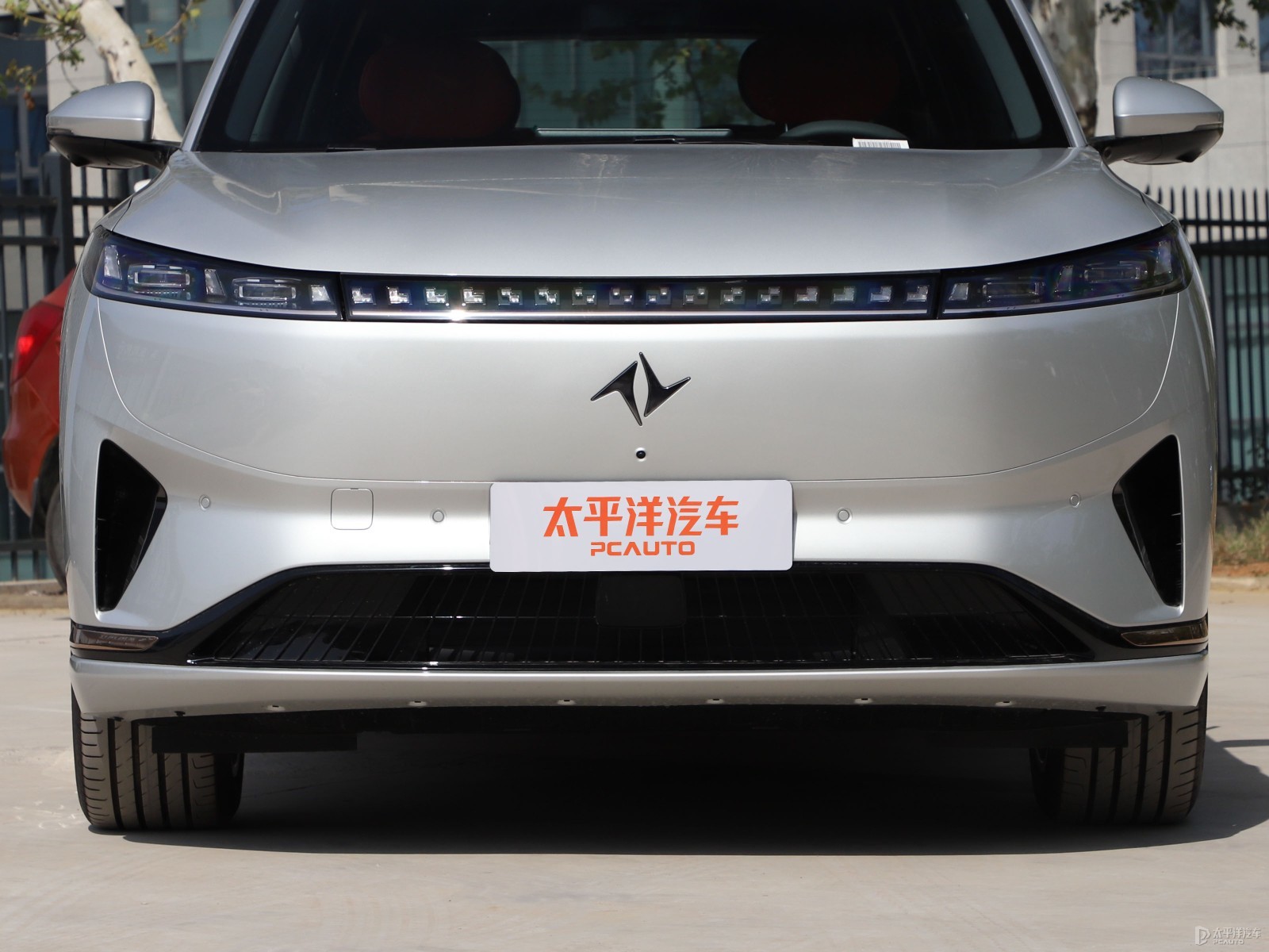 eπ008外觀高清大圖