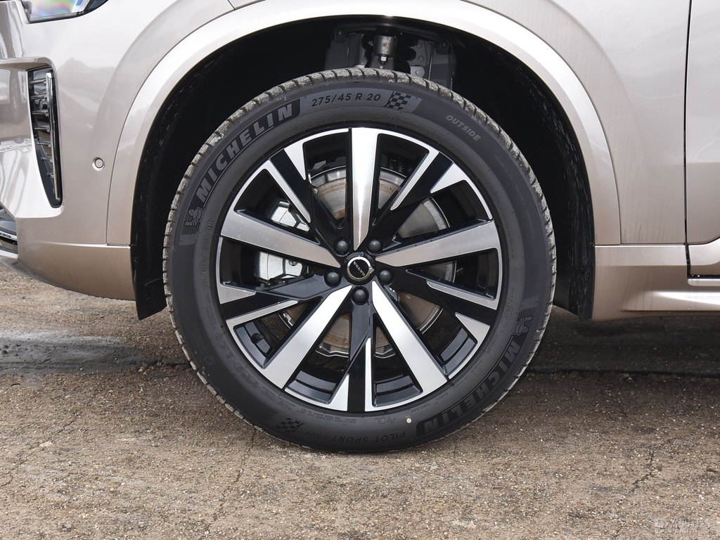 星耀沙沃爾沃XC90車身外觀圖片