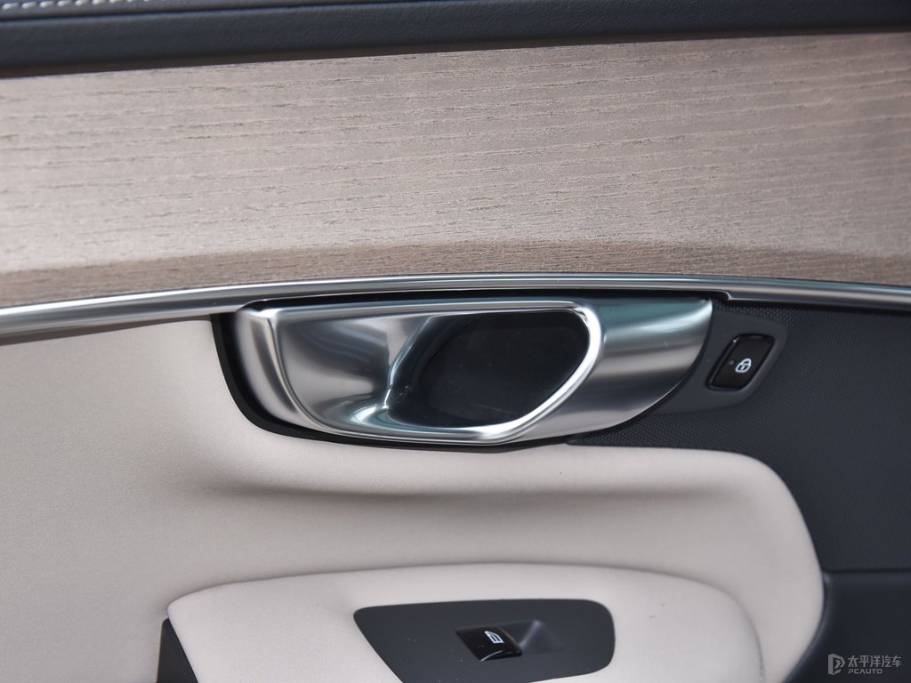 星耀沙沃爾沃XC90車廂內(nèi)飾圖片