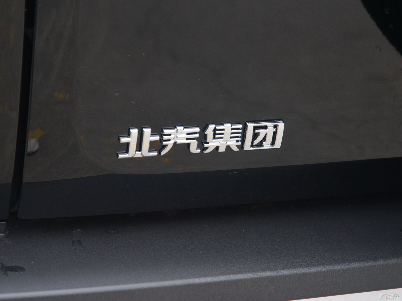 北京BJ40增程外觀高清大圖