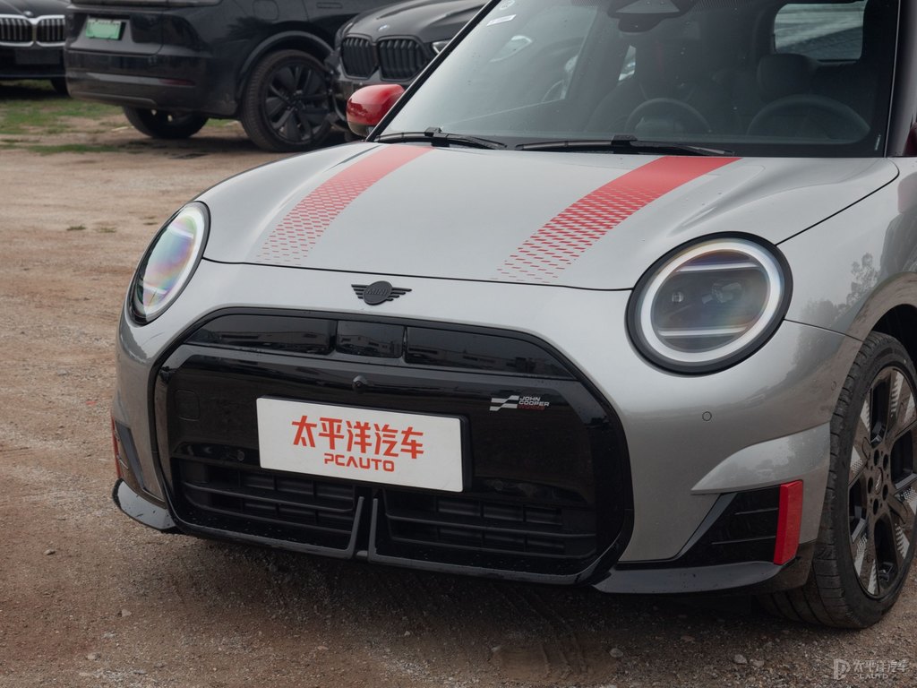 tɫ+y늄(dng)MINI COOPER JCW܇^^DƬ