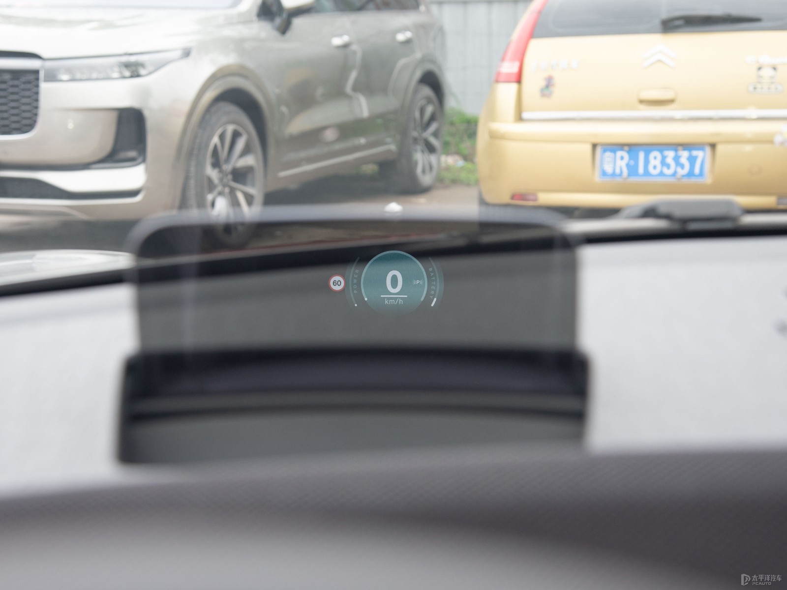 電動MINI COOPER JCW內(nèi)飾高清大圖