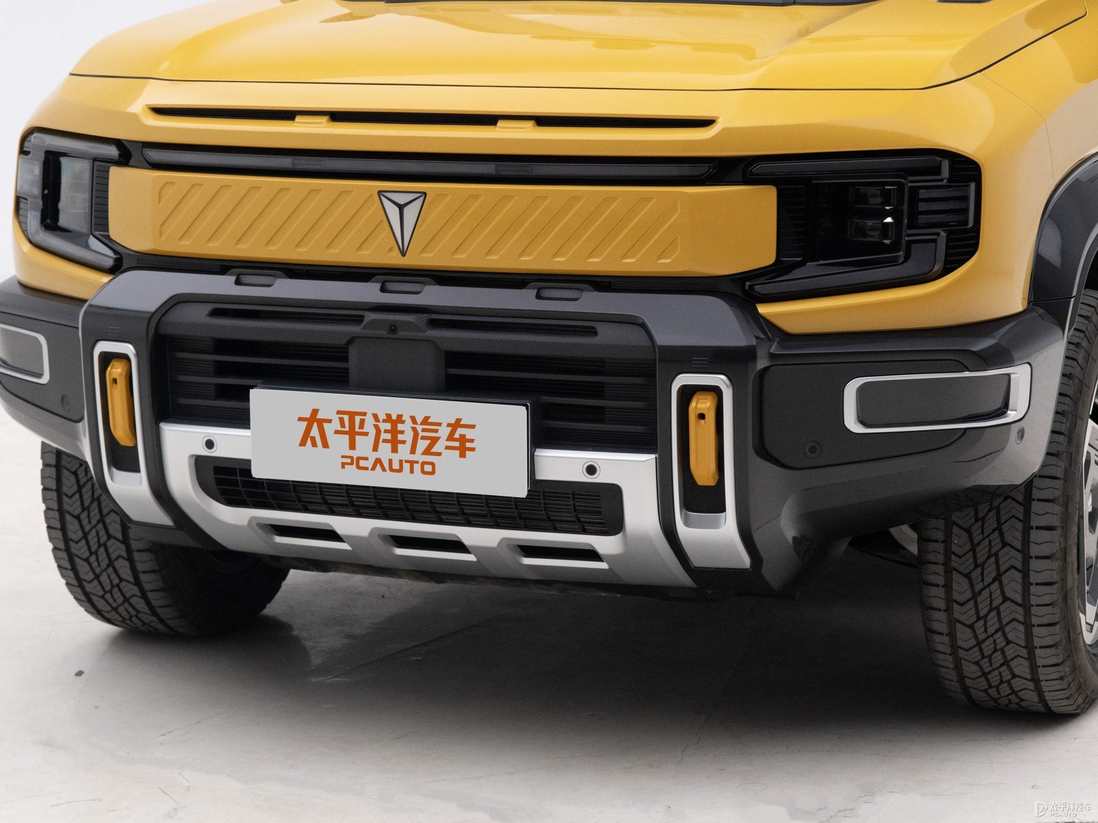 深藍(lán)G318外觀高清大圖