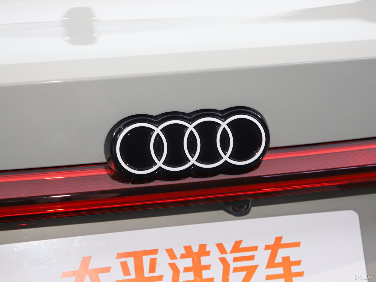 奧迪A6L新能源外觀高清大圖