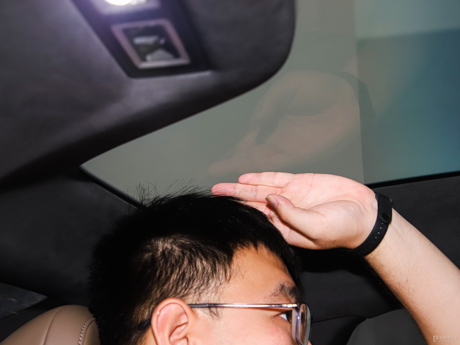 奧迪A6L新能源空間高清大圖