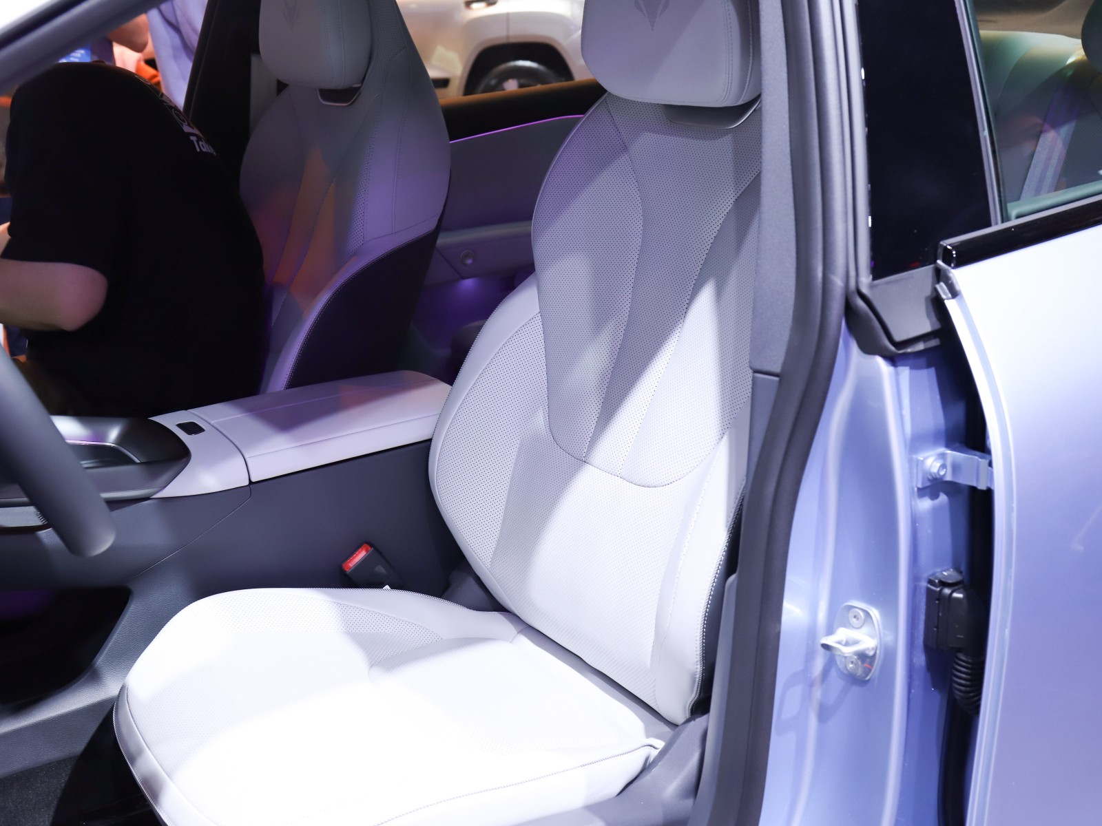 極狐 阿爾法S5車展高清大圖