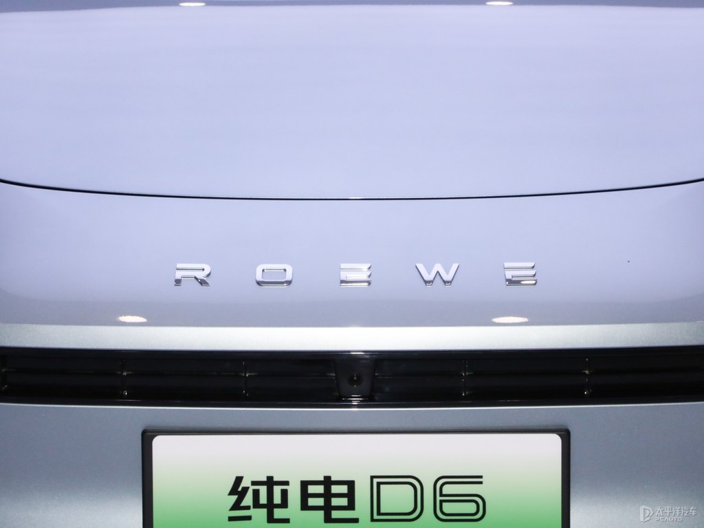 sD6DƬ