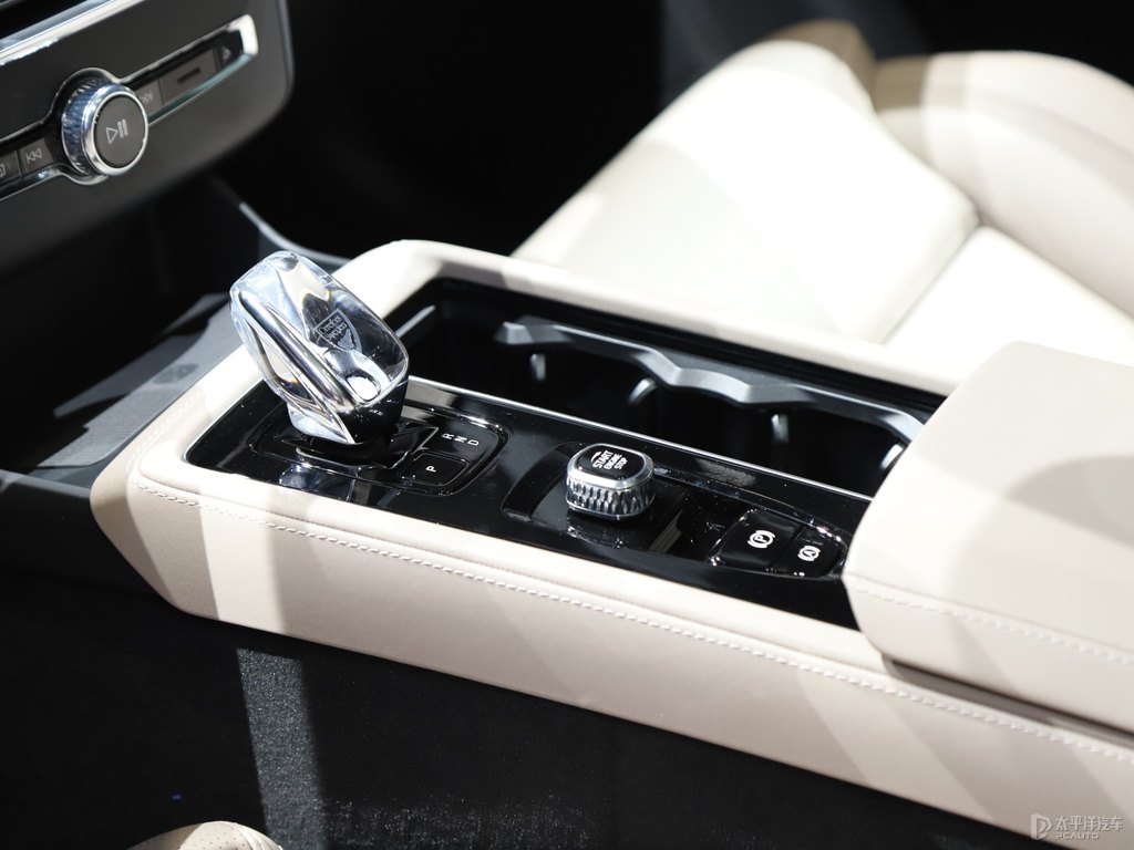 沃爾沃XC90新能源圖片