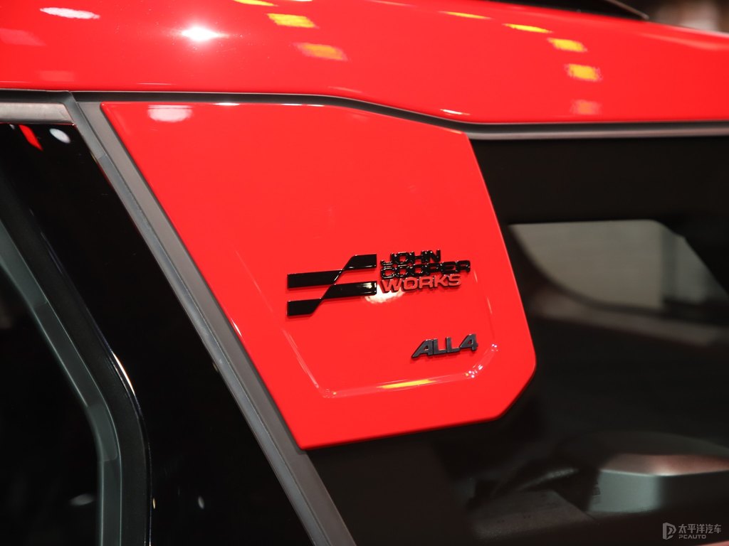 MINI JCW COUNTRYMANDƬ