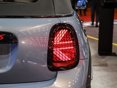MINI CABRIO 車尾設計