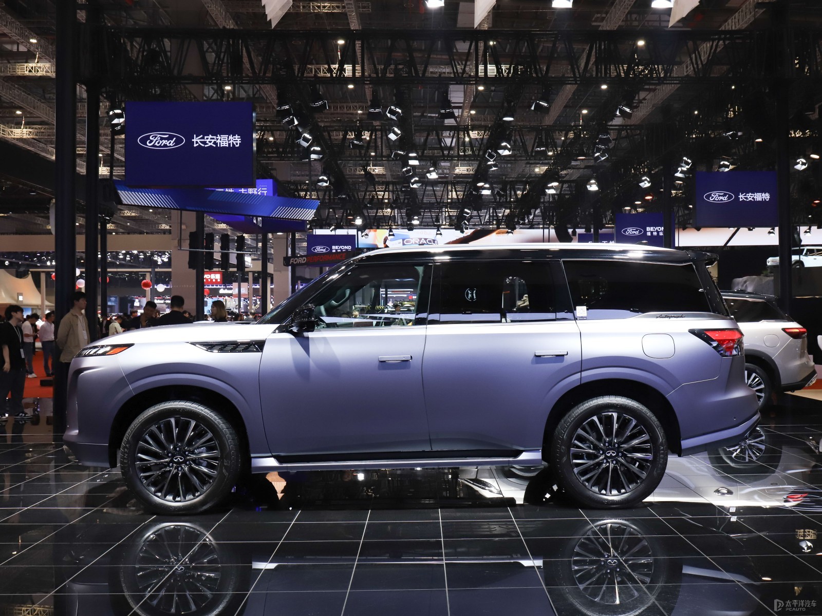 英菲尼迪QX80外觀高清大圖