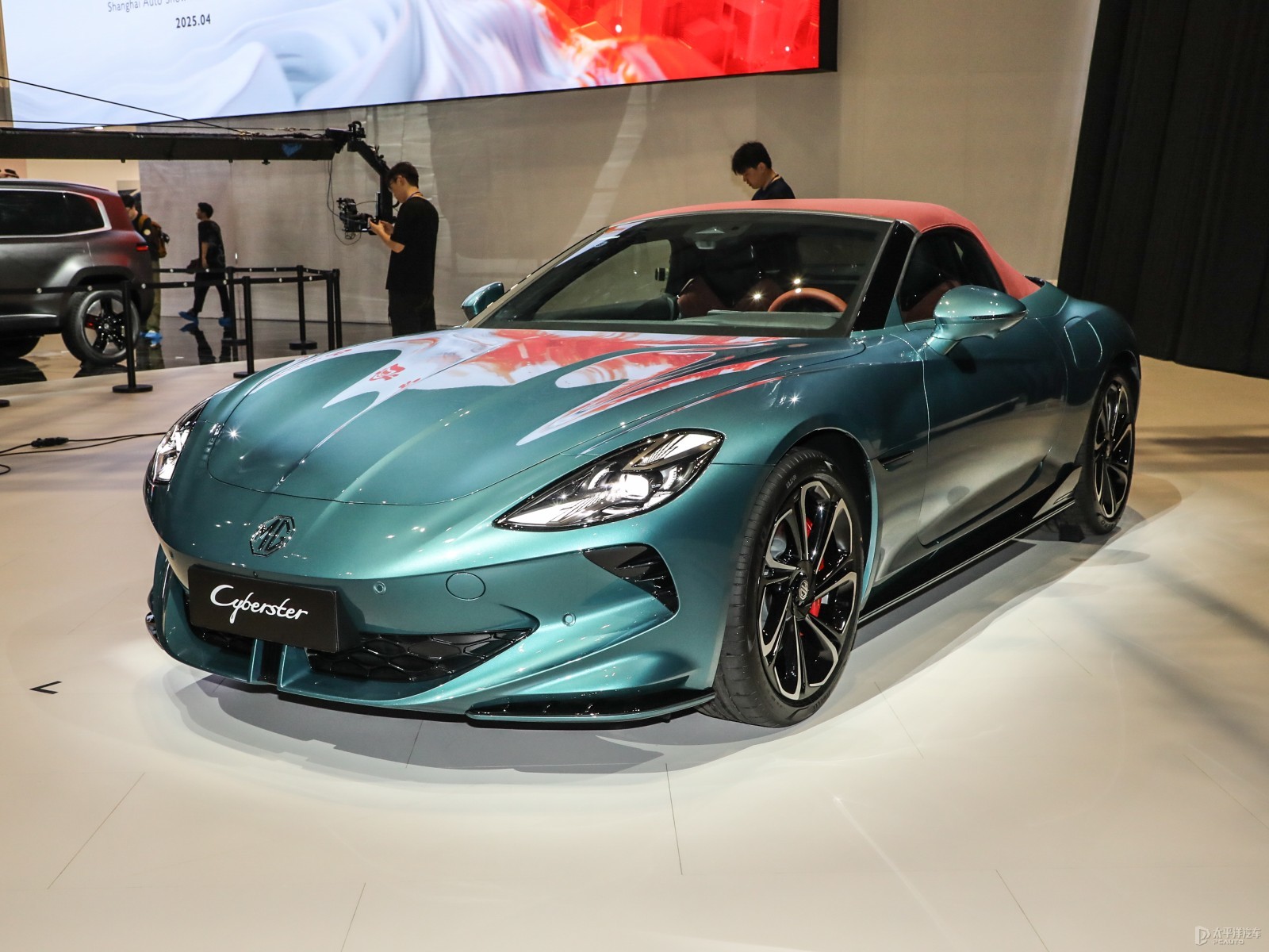 MG Cyberster外觀高清大圖