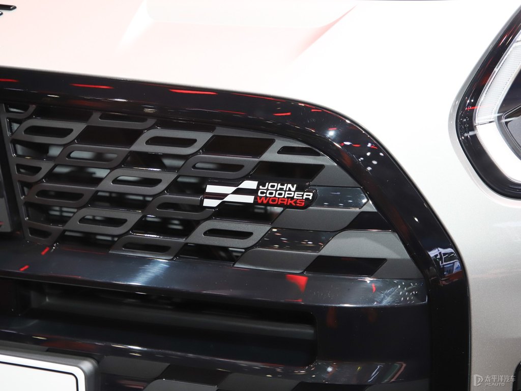 yMINI JCW COUNTRYMAN܇^^DƬ