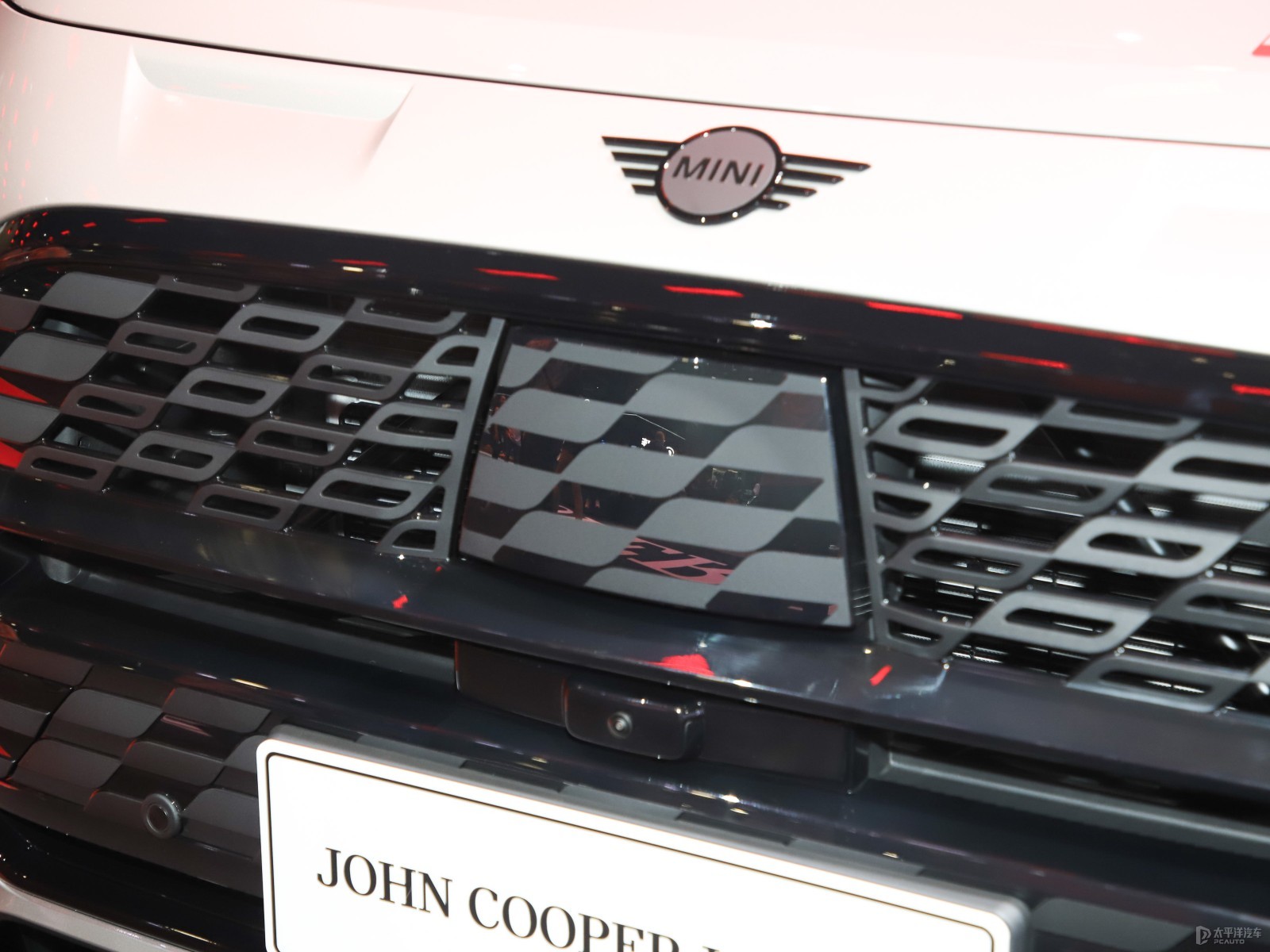 MINI JCW COUNTRYMAN外觀高清大圖