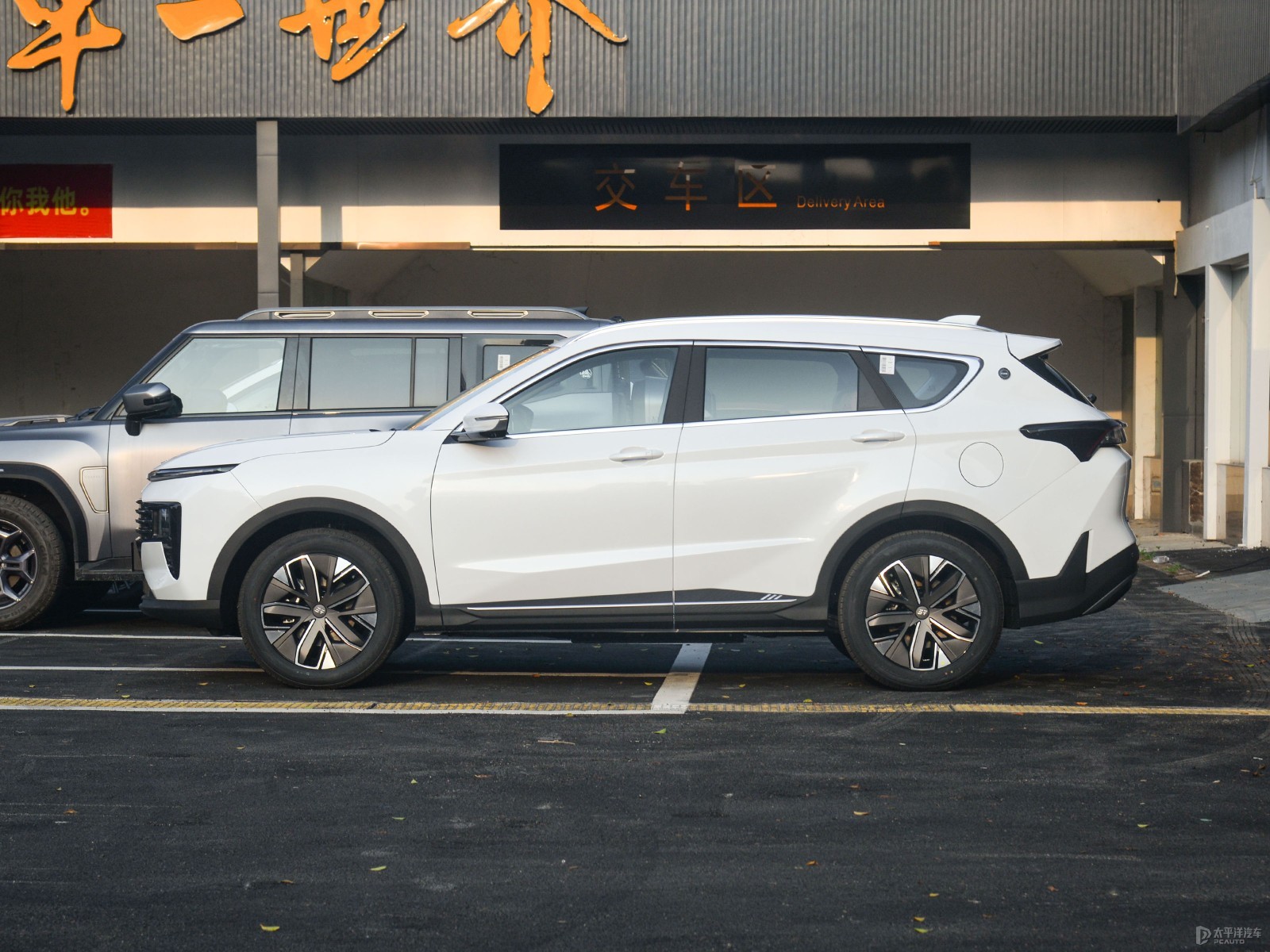 捷途X70 PLUS C-DM外觀高清大圖
