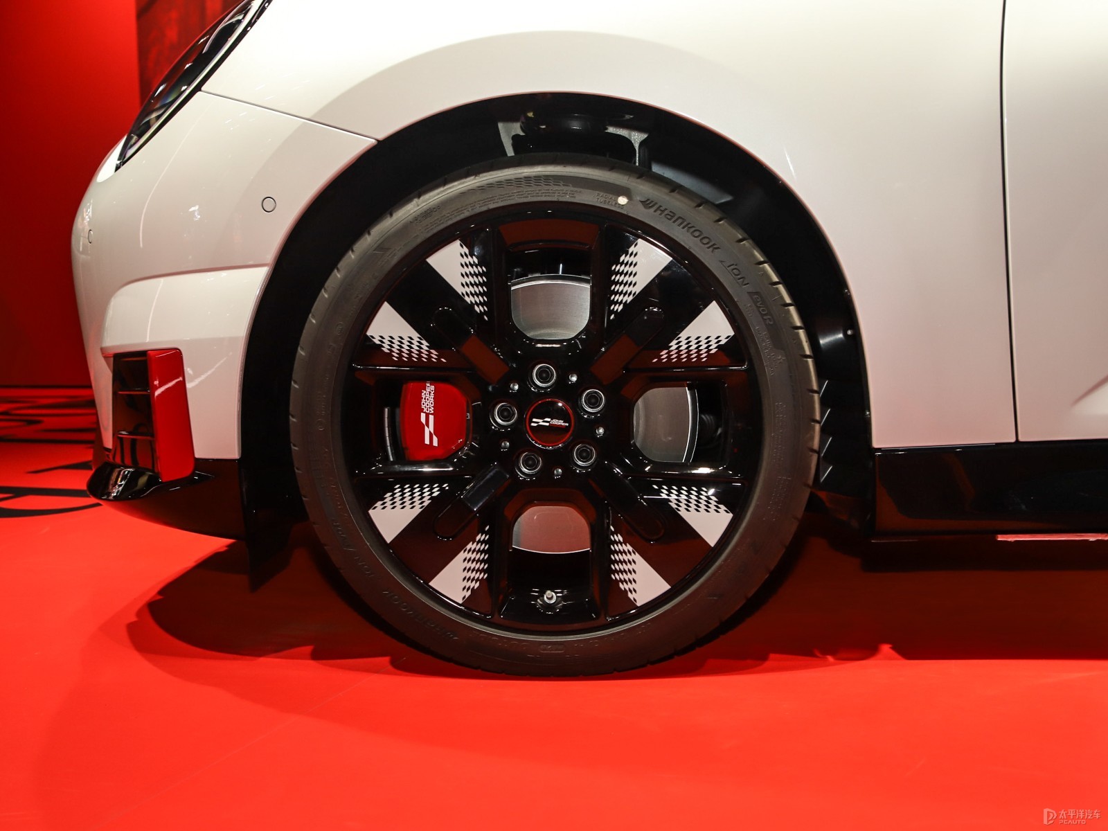 電動(dòng)MINI COOPER JCW外觀高清大圖