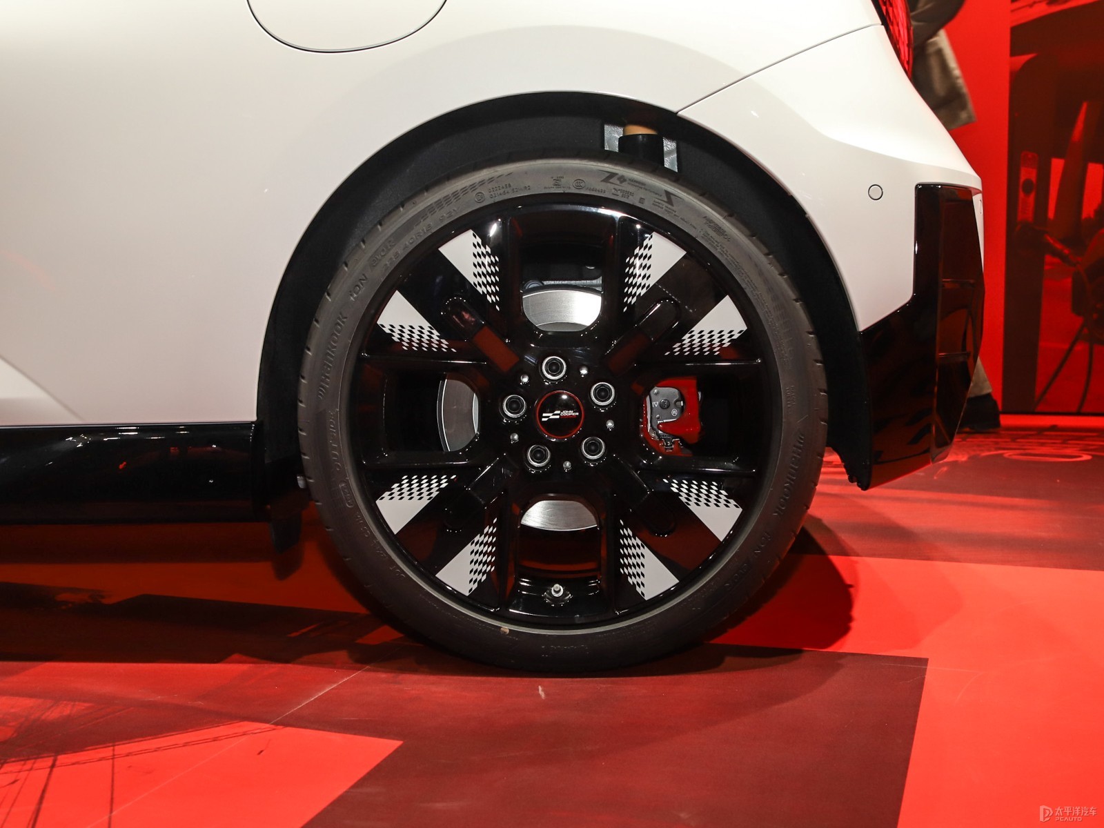電動MINI COOPER JCW外觀高清大圖