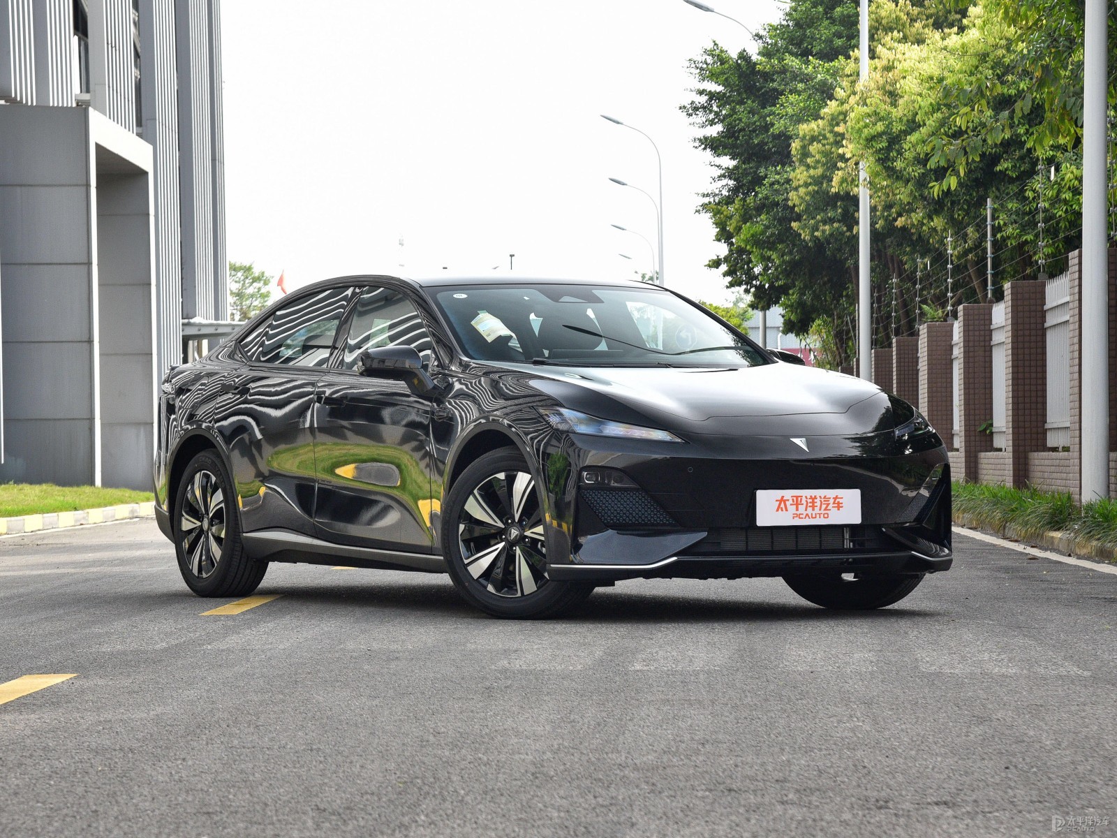 深藍(lán)SL03外觀高清大圖