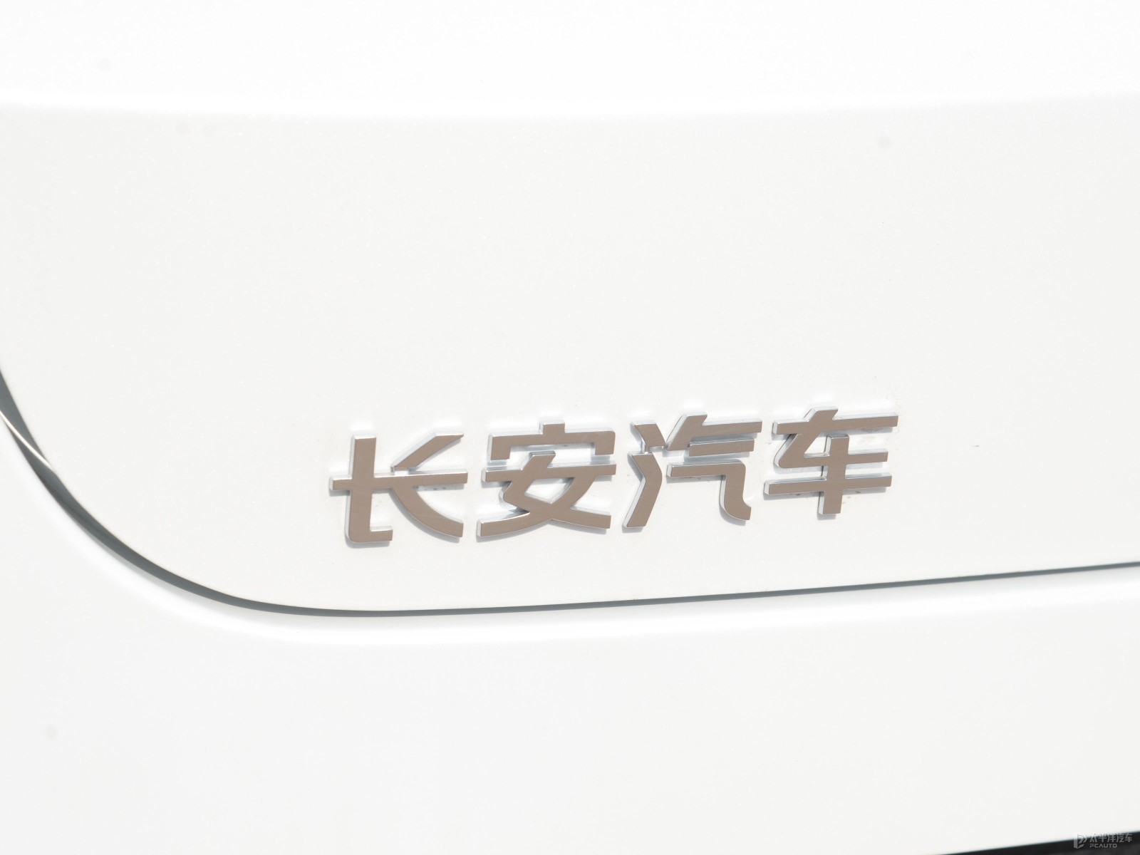 逸動PLUS外觀高清大圖