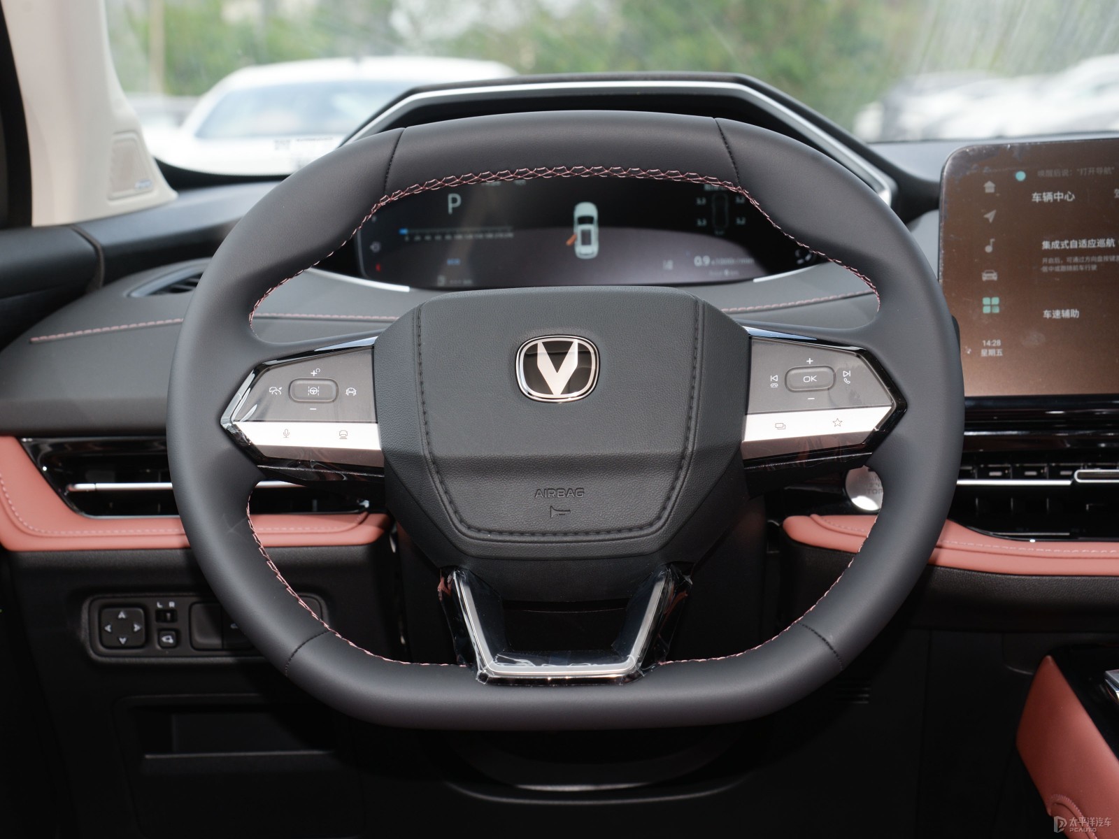 長(zhǎng)安CS55PLUS內(nèi)飾高清大圖