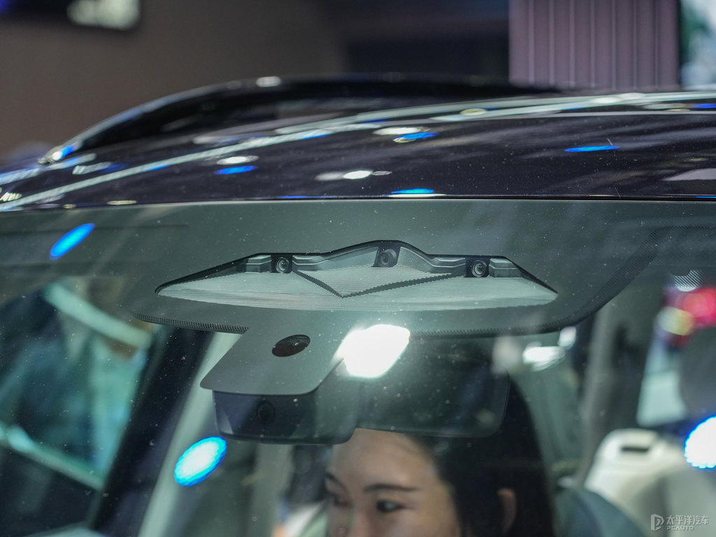 朝霞紫途昂車身外觀圖片
