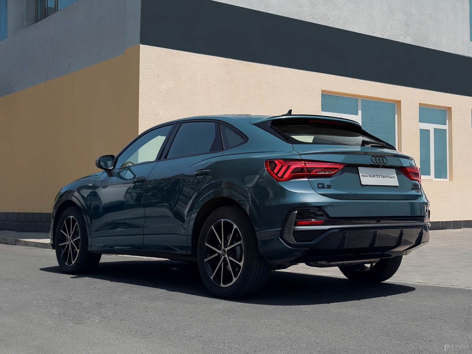 奧迪Q3 Sportback外觀高清大圖