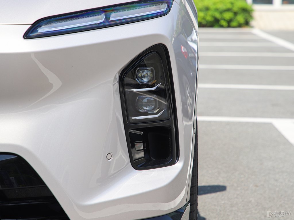 曙光金蔚來(lái)ES6車頭外觀圖片