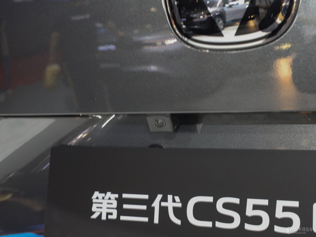 炫影灰長安CS55PLUS車尾外觀圖片
