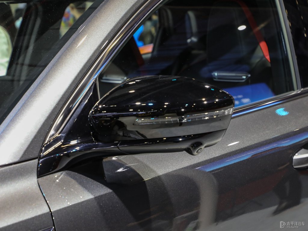 炫影灰長安CS55PLUS車身外觀圖片