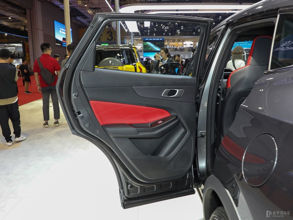 炫影灰長安CS55PLUS車廂內(nèi)飾圖片